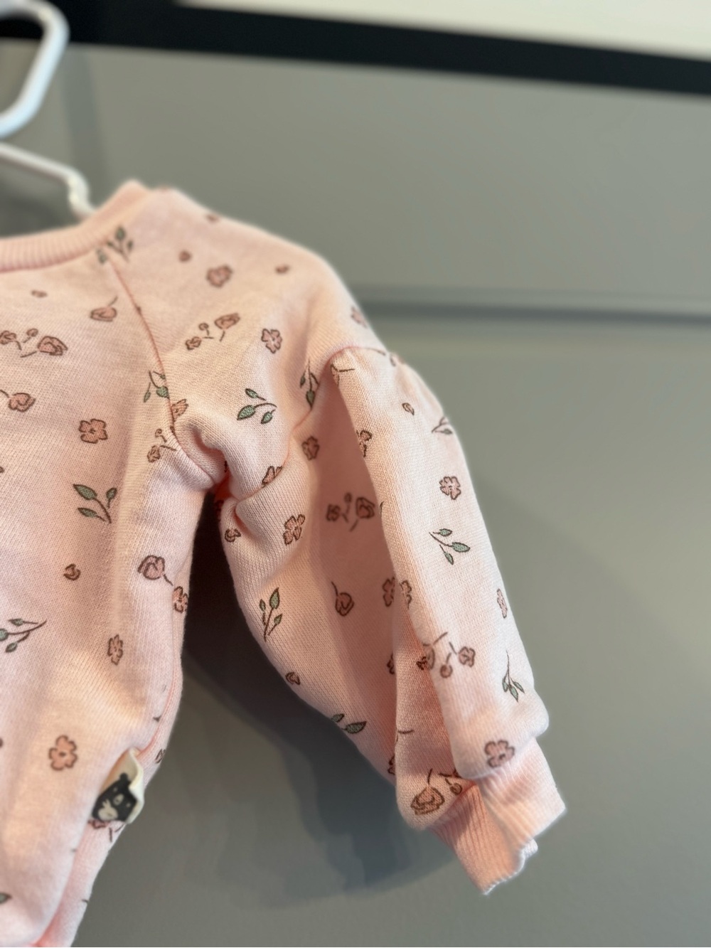 Rabbit & Bear Organic Pink Floral Infant Sweatshirt set - Picture 3 of 6